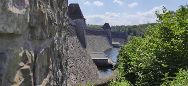 Staumauer Möhnesee
Schlüsselwörter: Möhnesee