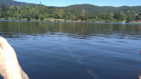 2020_Hafner-See
Footie am Hafner See mit Blick zum Pyramidenkogel
Schlüsselwörter: Austria;2020