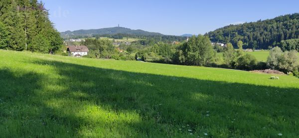 2020_Dobeinitz-Keutschach
Austria - Kärnten - Dobeinitz - Blick auf Keutschach und Pyramidenkogel
Schlüsselwörter: Austria;2020