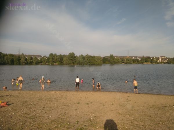 Troisdorf - Rotter See bei Badewetter
Mai 2018
